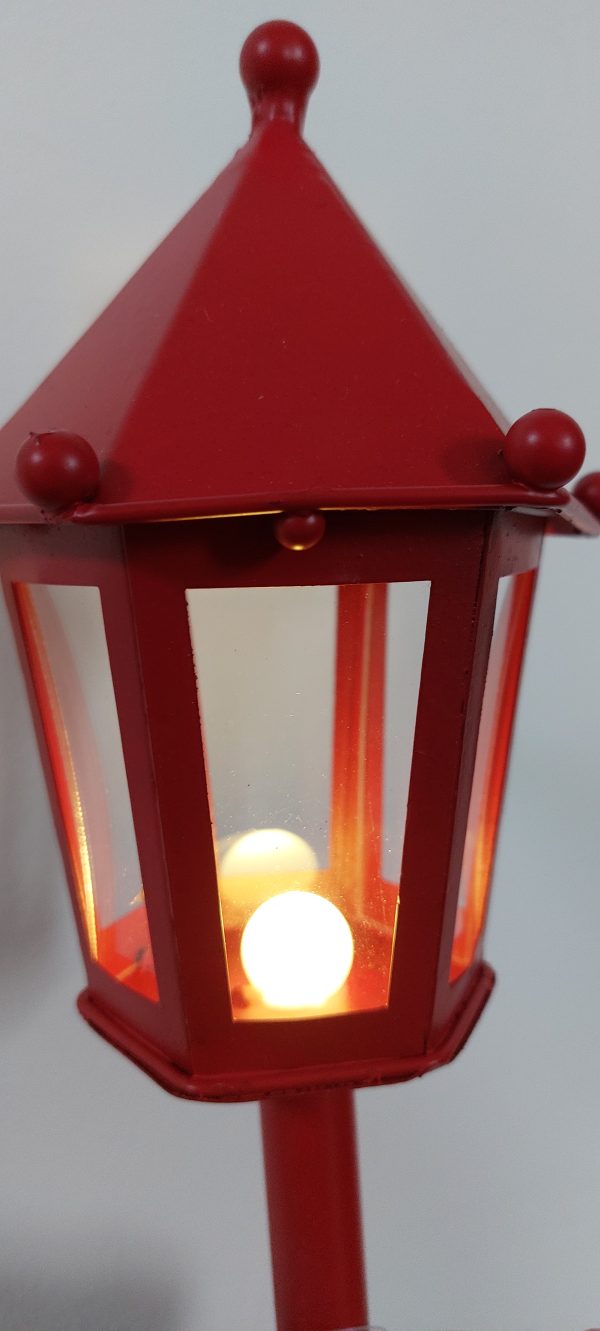Karácsonyi kandeláber táblával LED világítással fém 14,5x13,5x50,5 cm piros